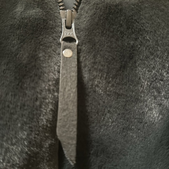 IVL Faux Fur Bomber - Picture 3 of 7